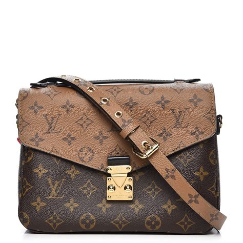 reverse monogram louis vuitton.